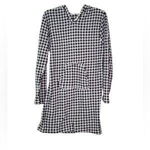 Drama Hooded Robe/Gown